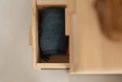 Muebles LUFE Vitrinas^AIKA vitrina doble con 5 cajones 157x128