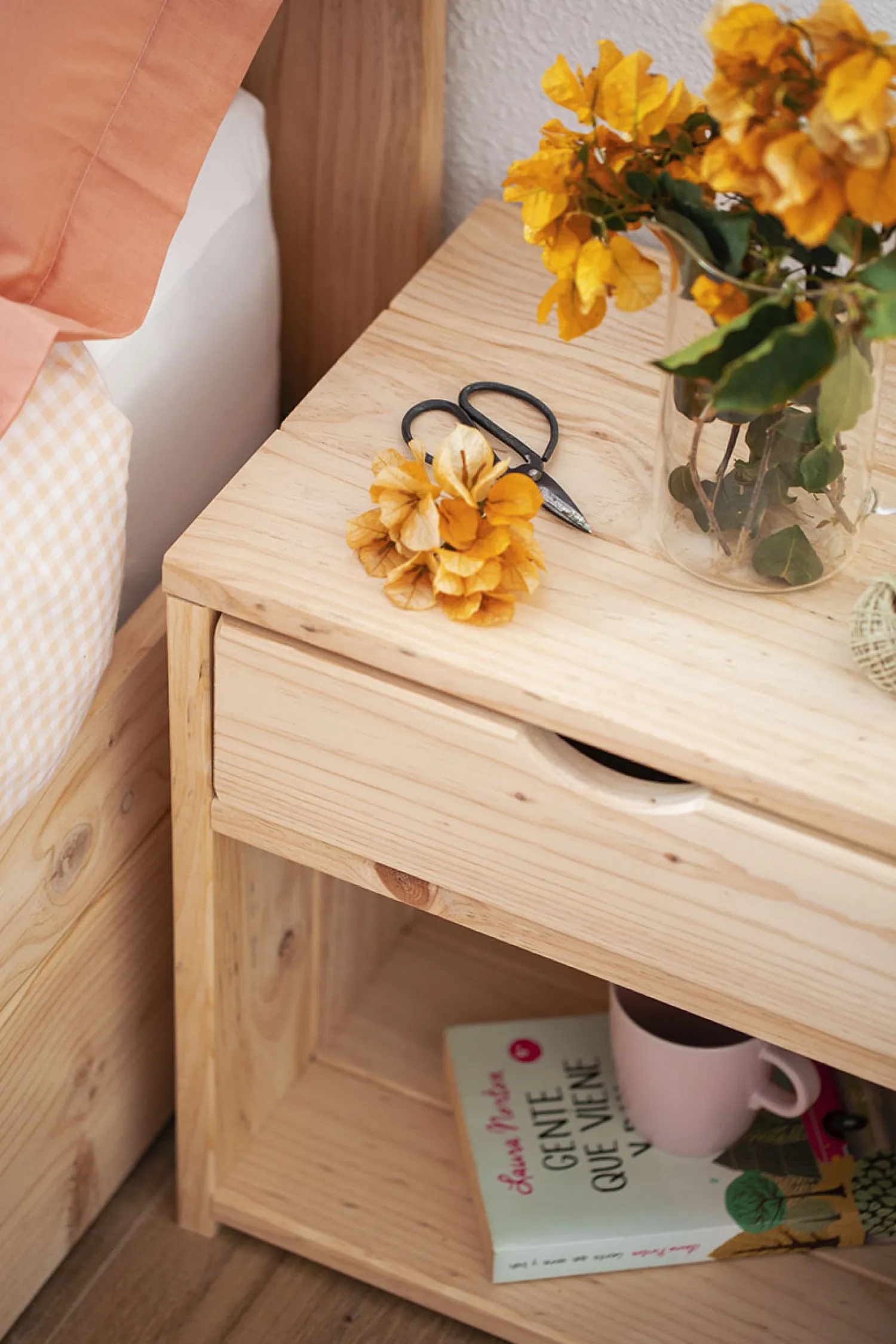 Muebles LUFE Mesitas De Noche|Mesitas De Noche^GAU mesita de noche con cajón