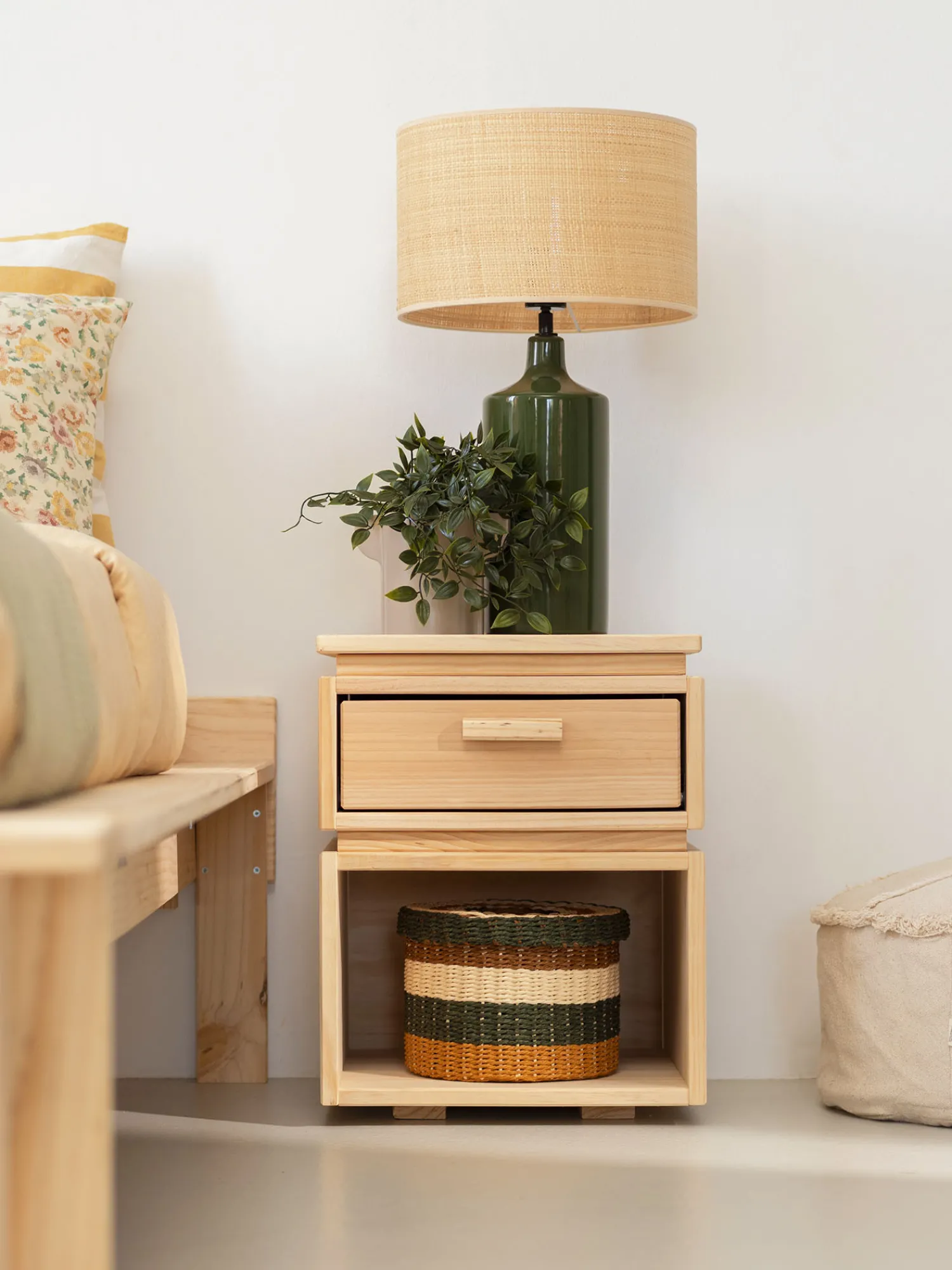 Muebles LUFE Mesitas De Noche|Mesitas De Noche^LIBE mesita de noche con cajón y hueco 39x49