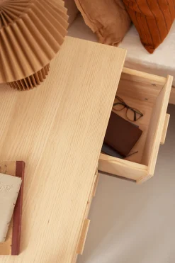 Muebles LUFE Mesitas De Noche|Mesitas De Noche^LIBE mesita de noche con 3 cajones 78x59