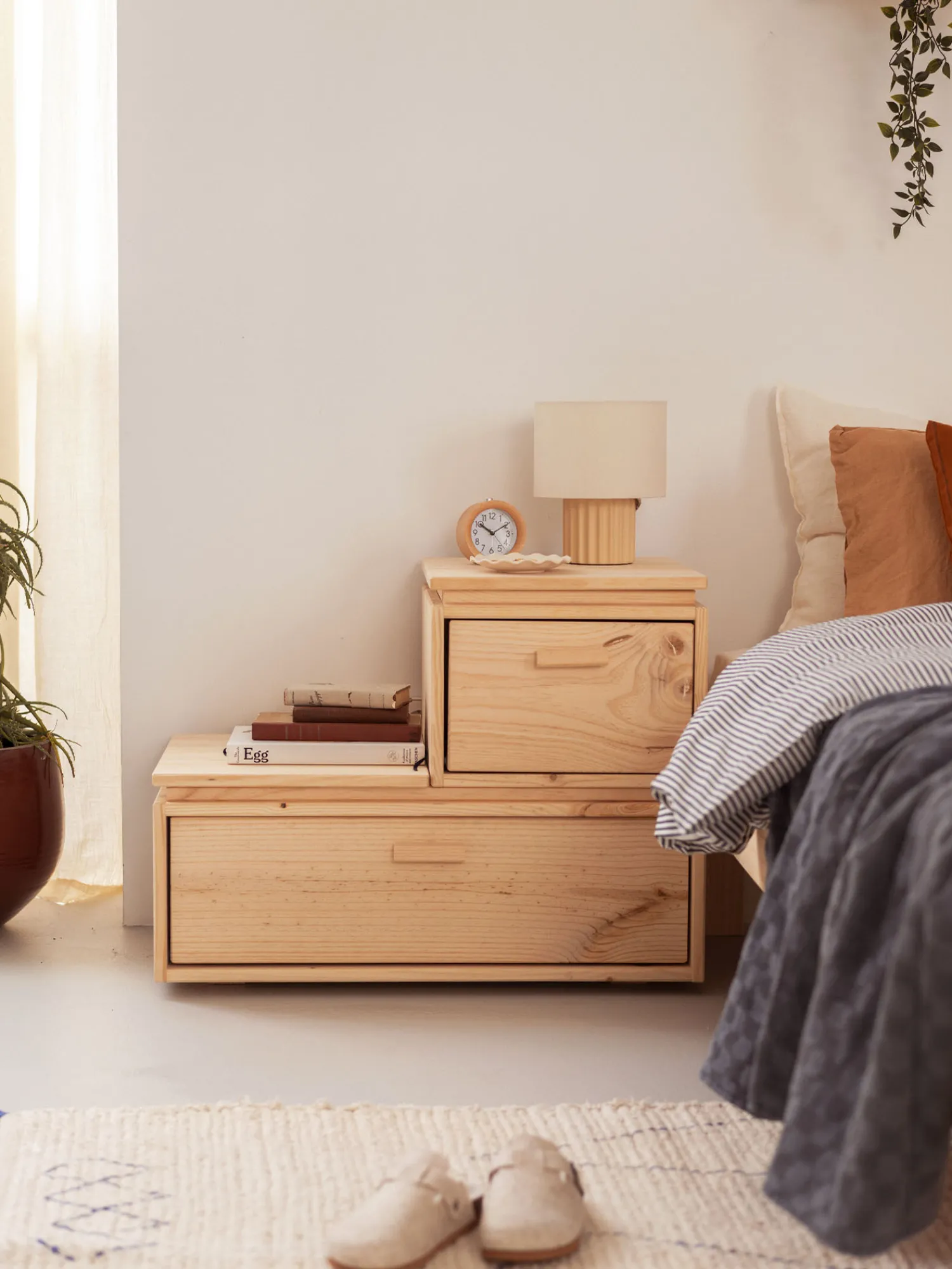 Muebles LUFE Mesitas De Noche|Mesitas De Noche^LIBE mesita de noche en escalera con 2 cajones