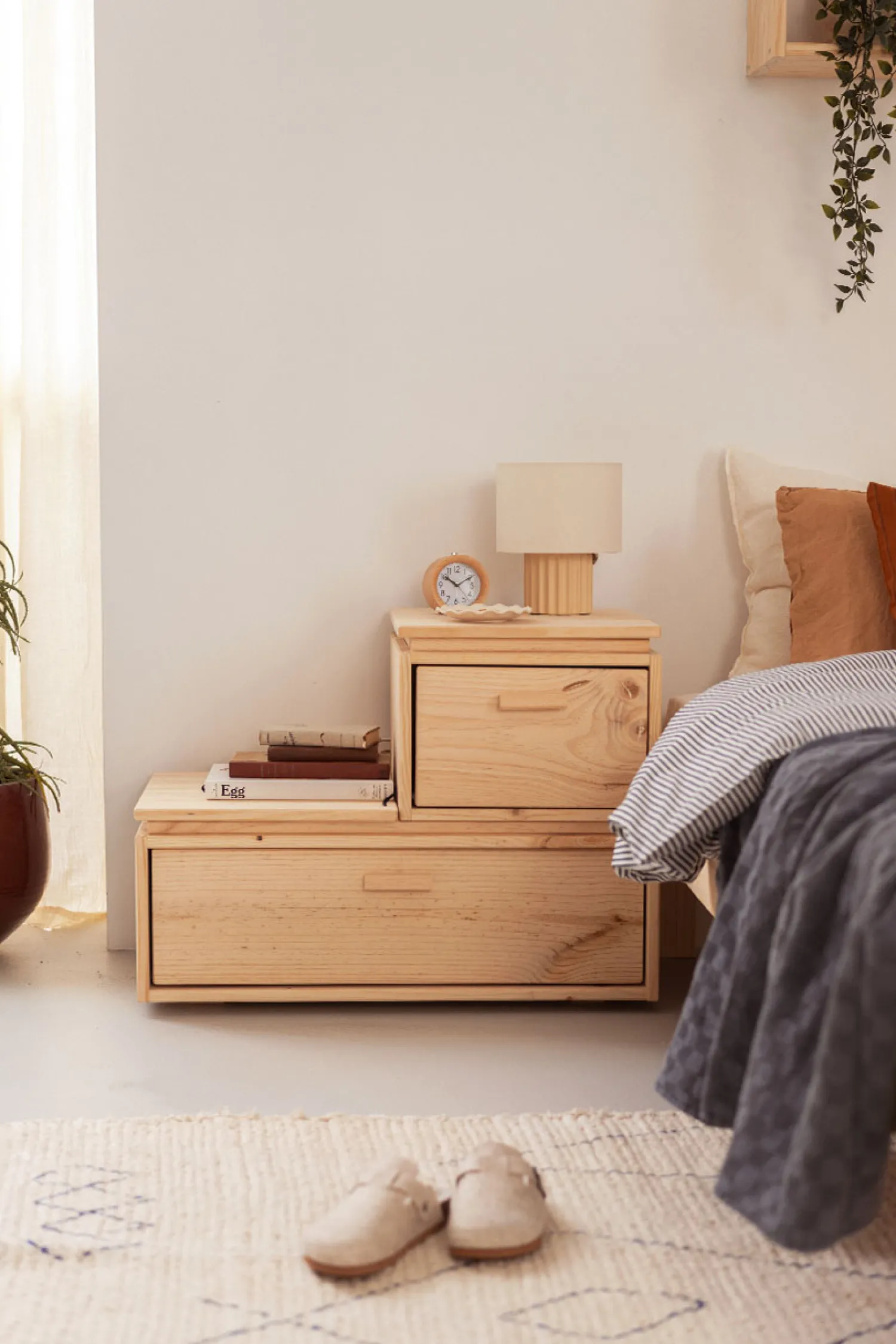 Muebles LUFE Mesitas De Noche|Mesitas De Noche^LIBE mesita de noche en escalera con 2 cajones