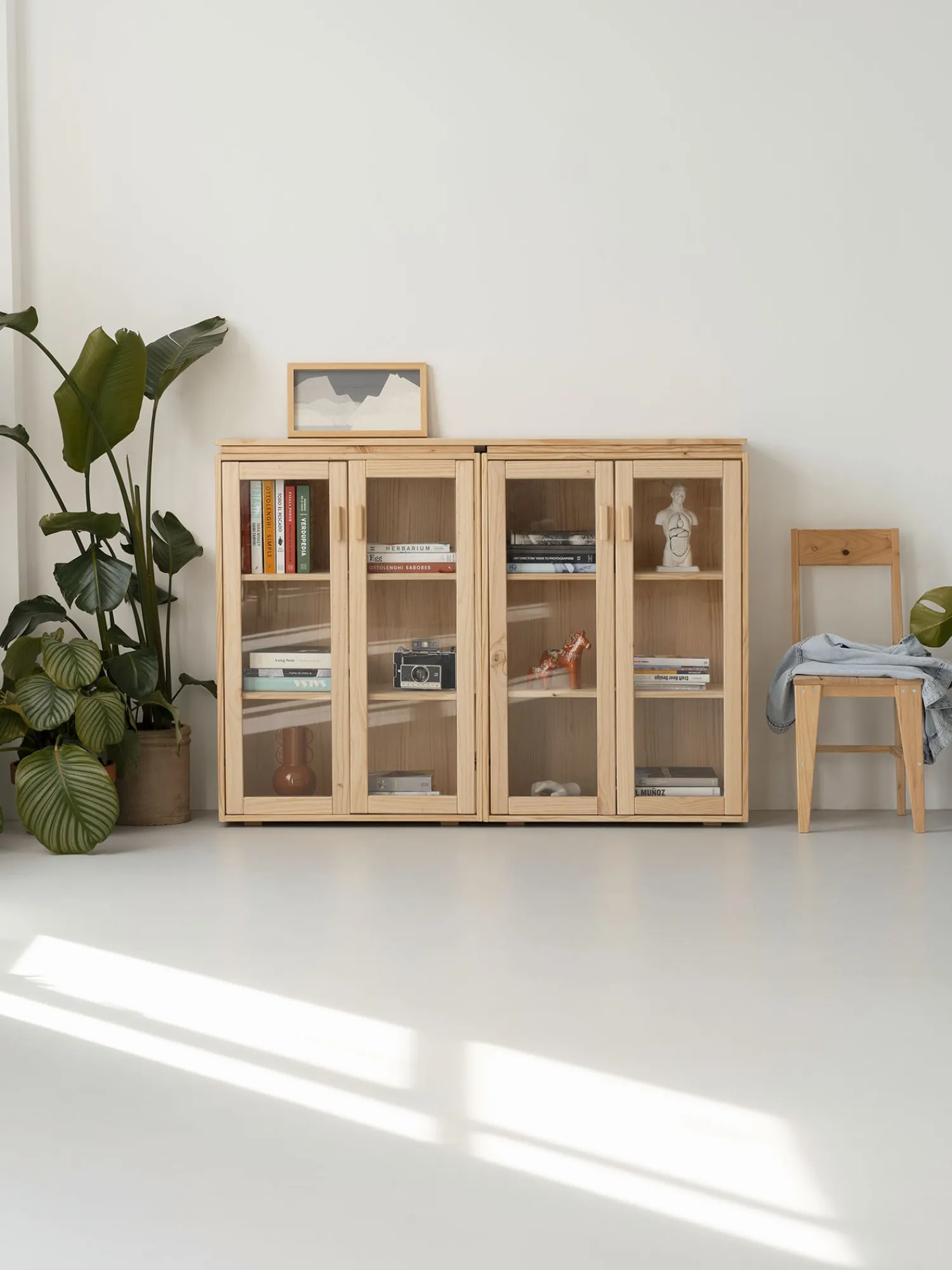 Muebles LUFE Vitrinas^LIBE vitrina doble 157x115