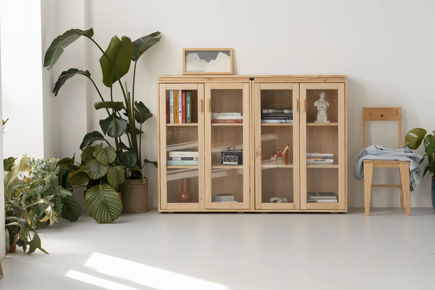 Muebles LUFE Vitrinas^LIBE vitrina doble 157x115