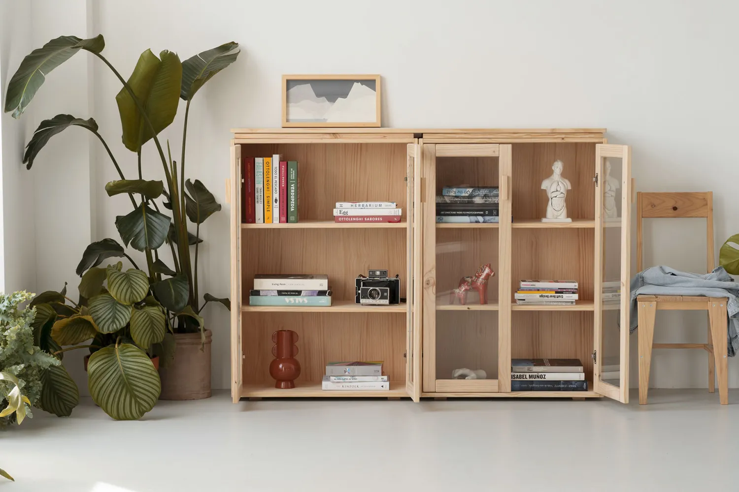 Muebles LUFE Vitrinas^LIBE vitrina doble 157x115