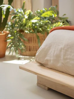 Muebles LUFE Camas De Suelo Y Tatamis|Camas 140^LUR cama tatami con mesitas 140